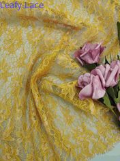 Zacht handgevoel hoogwaardig bloemenpatroon goud metaal kant stof met wimper schelp voor vrouwen modejurk