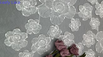 Vintage stijl geborduurd kant weefsel 3D bloemen witte tul kant voor bruids huwelijk projecten