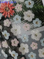 De bloemen Geborduurde Stof van het Lovertjekant