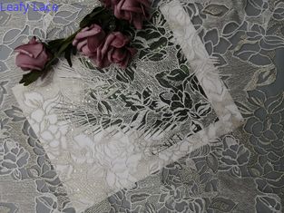 60 van het het Ivoor Witte Lovertje van Lurex van de Metaal het Kantyards Stof