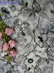 125CM Bloemenkantlovertje Geborduurde Stof voor Kledingsblouses