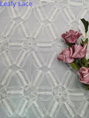 Het wit haakt 3D Bloemen het Kantstof Mesh Cording Embroidery van de Kantstof