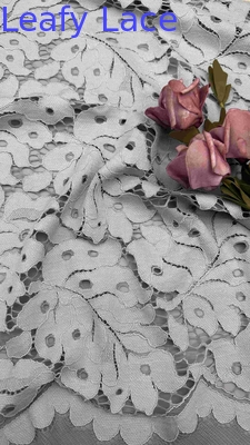 Hoge kwaliteit lichtblauwe kleur groot blad met touwtjes met schalpen kant kant kant weefsel door de tuin jurk voor mode