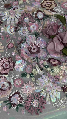 Semi-scherpe bloemensequin geborduurde stof voor vrouwen modejurk