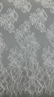 Lichte 100% Nylon Franse Chantilly draad kant met bloemen ontwerp voor damesjurk