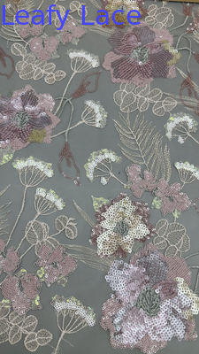 Nieuwe collectie Sequin geborduurde weefsel Flower Mesh Ground voor kleding Robes Fashion Design