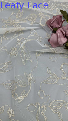 Franse Tulle Kant met Geborduurd Garen Ultra-Fijn Gaas voor Sublieme Elegantie met Subtiele Glans