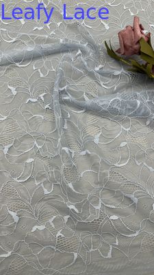Luxe geborduurde gaas kant pure zachte tule met delicate bloemen steken voor elegante avondjurken