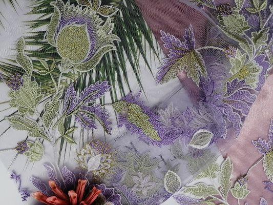 Bloemen Gekleurde Geborduurde Kantstof voor Vrouwenkledingstuk