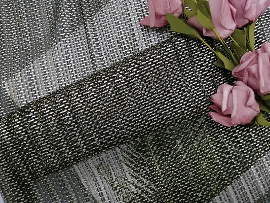 De geplooide Folie van Tulle drukte Zwarte schittert Mesh Fabric For Lady Evening-Kleding