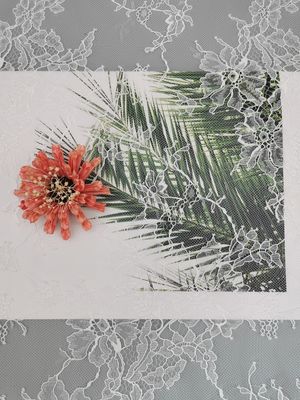 100% de nylon 145CM Witte Bloemenstof van Kanttulle Mesh Fabric Embroidery Soft Lace