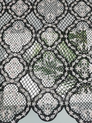 Het in water oplosbare Borduurwerk kleurde Bloemen Chemische Kantstof