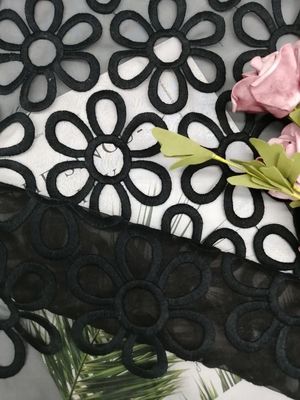 Grote Bloemen van het Katoenen 100% het Kantstof Zijdeborduurwerk