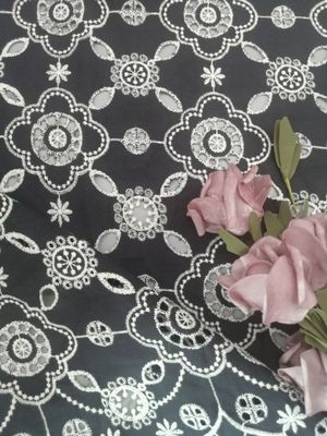 Het stammen Geborduurde Kant van de het Contrastkleur van de Oogjestof voor Dame Garment