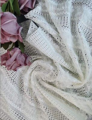 Witte Bruids Geborduurde van de het Huwelijkstoga van de Kantstof Elegante de Kledingsstof