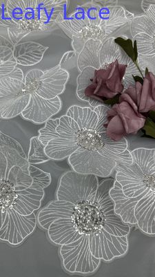 Perlen geborduurde stoffen 100% polyester schitterend op maat Elegante voor feestjurken jurken