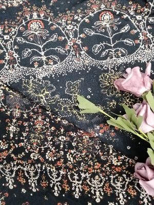 De digitale druk breide de stof Gedrukte Bloemen gedrukte stof van de Kantstof