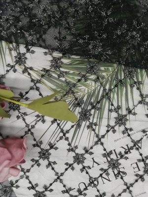 ODM Tulle Mesh Sequin Embroidered Fabric For Beddegoedartikelen